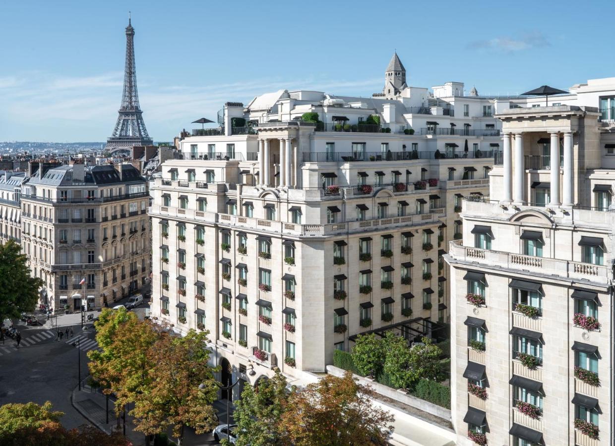 Four Seasons Hotel George V Parigi Esterno foto