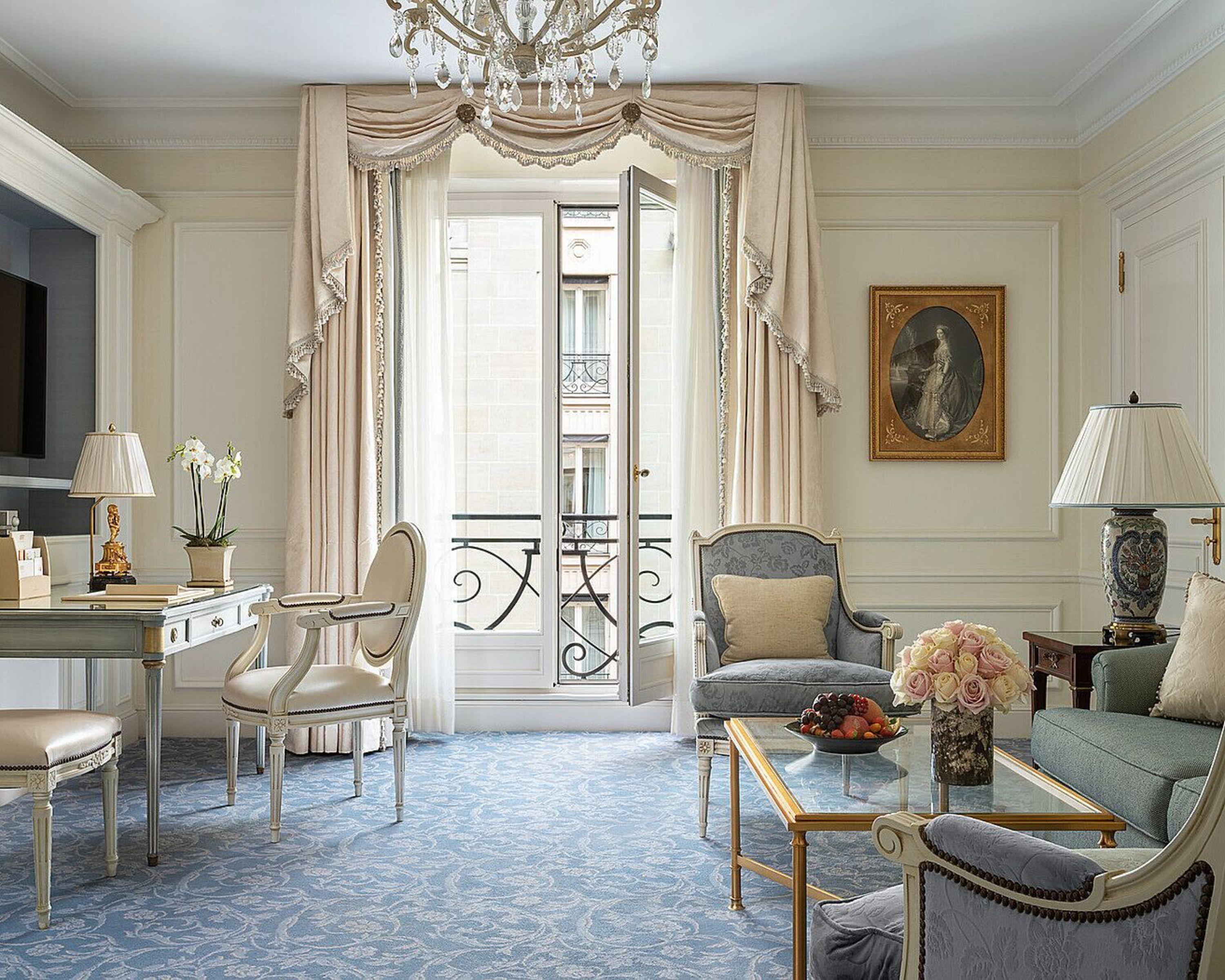 Four Seasons Hotel George V Parigi Esterno foto