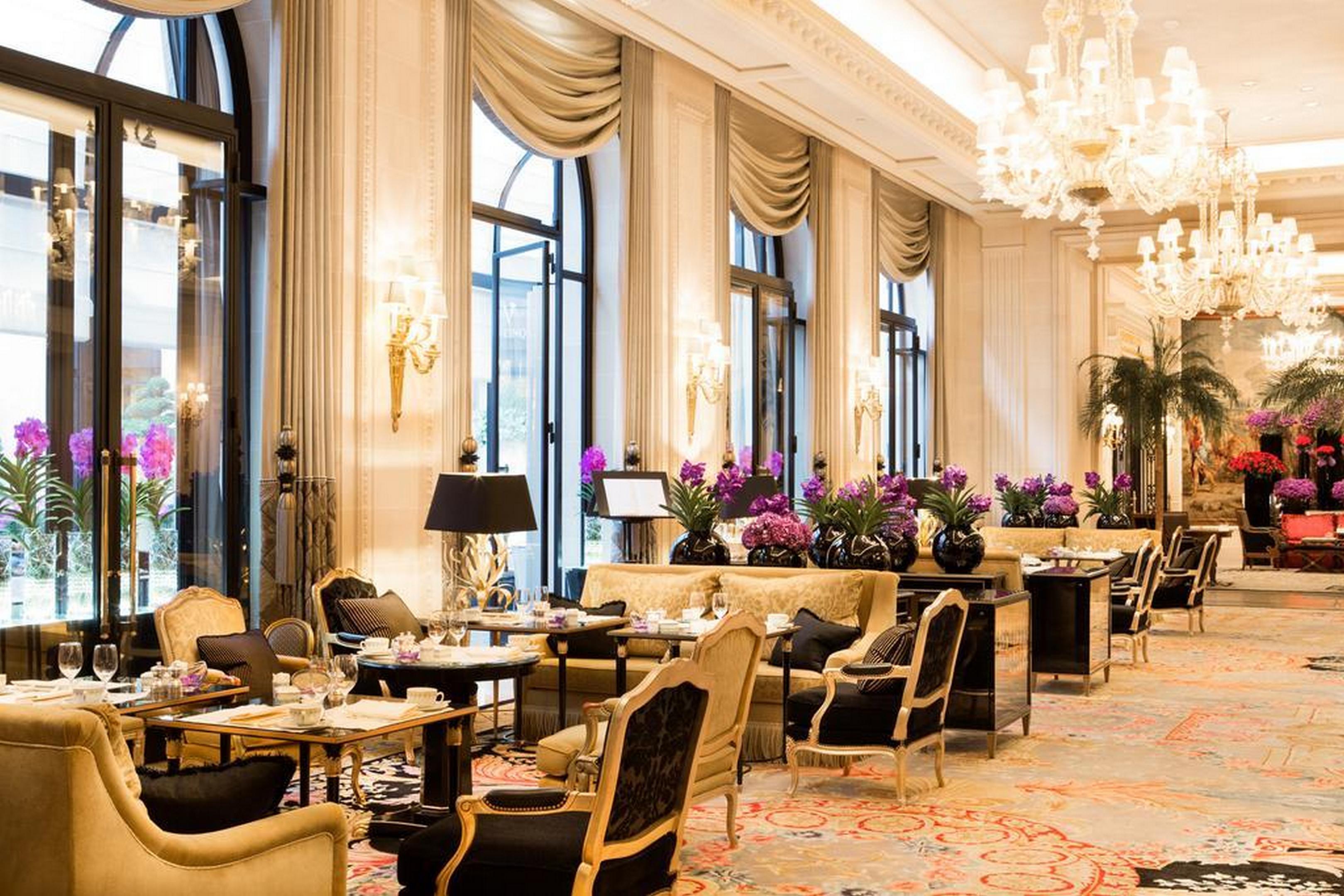 Four Seasons Hotel George V Parigi Esterno foto