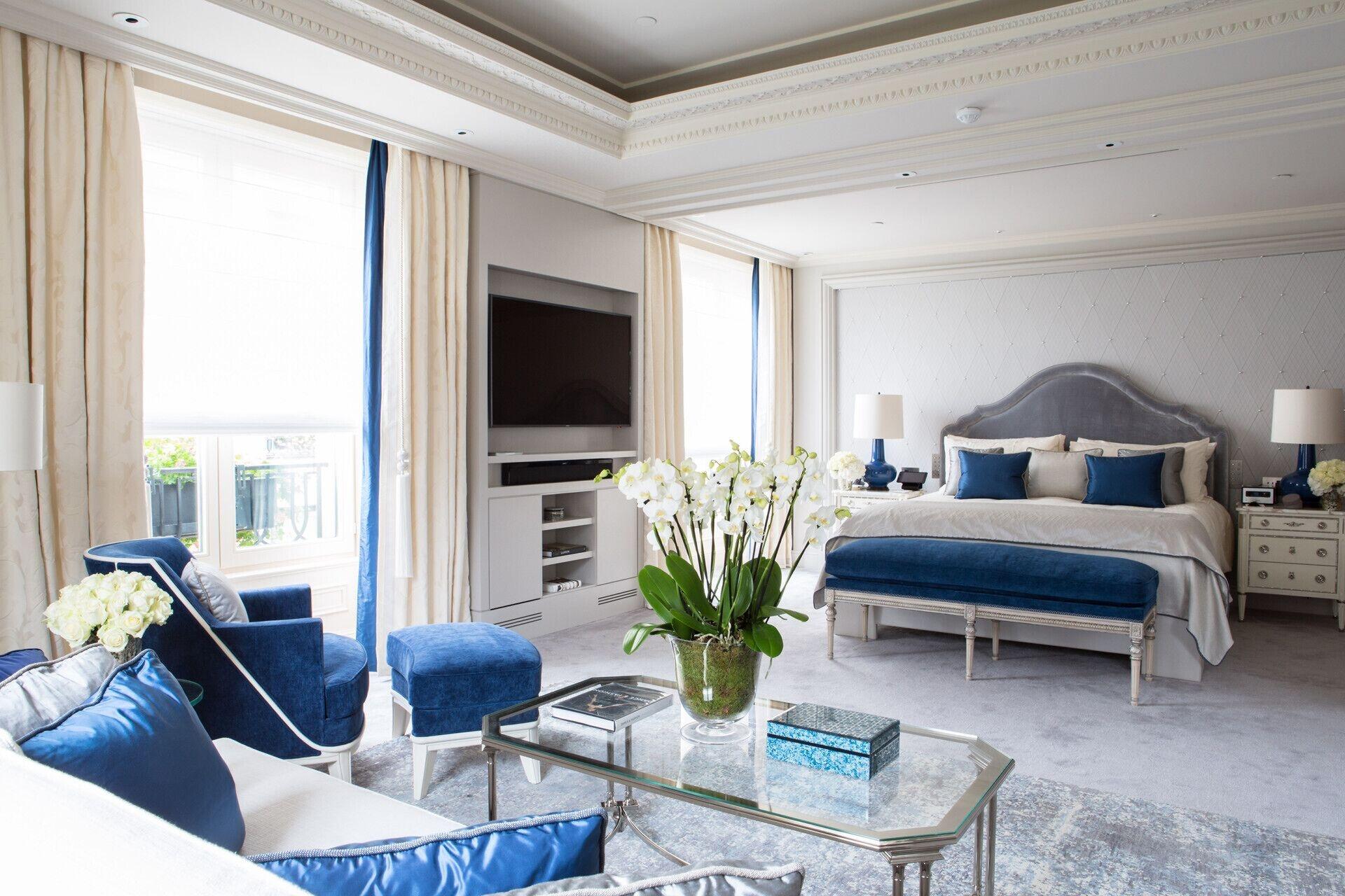 Four Seasons Hotel George V Parigi Esterno foto